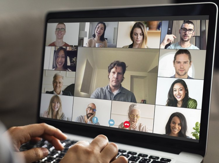 Virtual vs. Hybrid Event Platforms