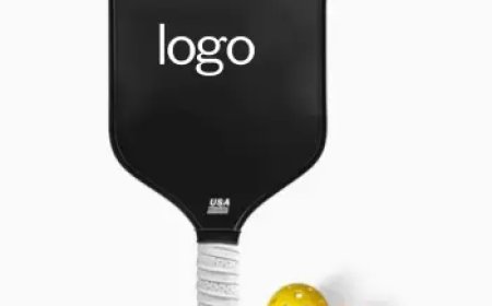 How Custom Pickleball Paddles Boost Sports and Brand Identity