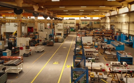 Cost vs. Quality: Finding Balance in a Cosmetic Manufacturing Partner