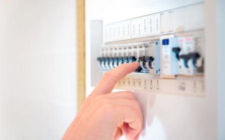 Circuit Breaker Buyers | Get Top Value with TheCircuitBreakersource